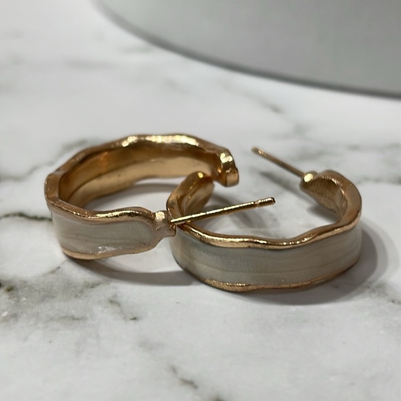 White Enamel Gold Hoops - Picture 10 of 11